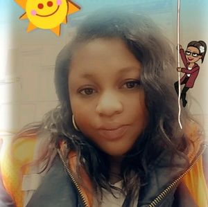 Meet your Posher, Deangela